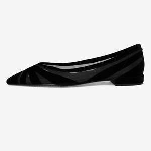 Birdies GOLDFINCH-15 pointed toe flat with slight heel, Size 9.5